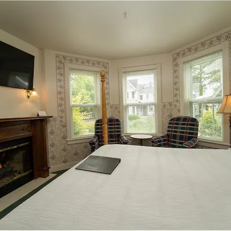 Yelton Manor Bed And Breakfast South Haven Room photo